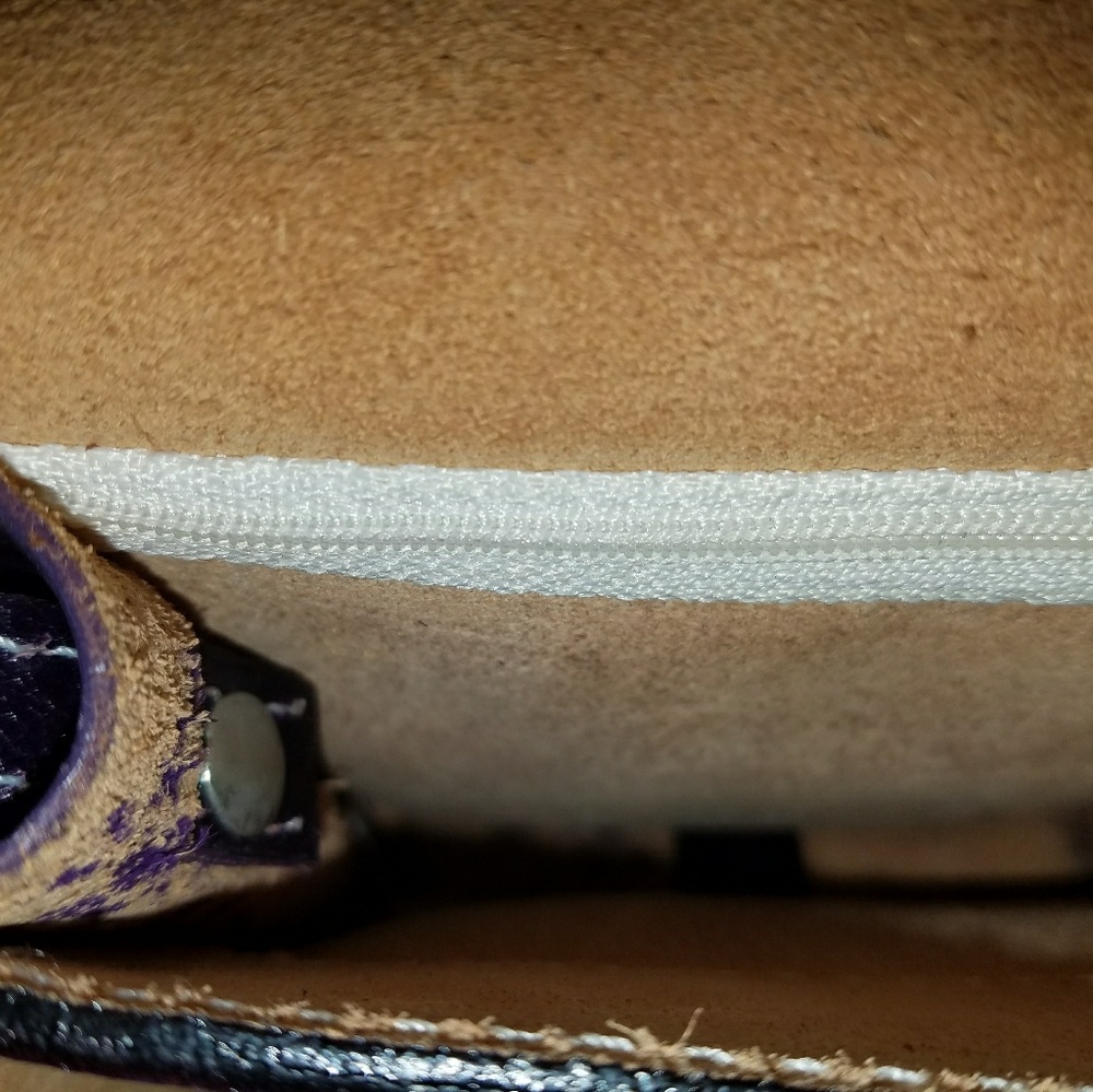 Purse - Picture 2 of 2